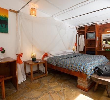 ארושה Outpost Lodge חדר תמונה