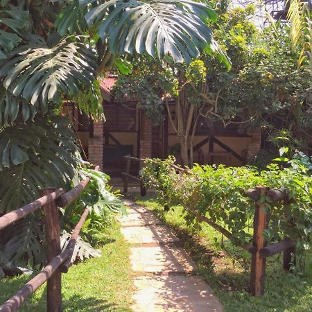 ארושה Outpost Lodge מראה חיצוני תמונה